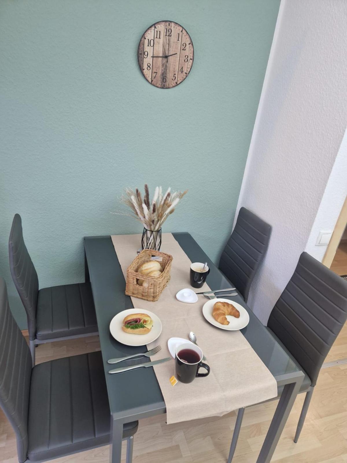 Apartment Dehome - Enjoy - By Station *