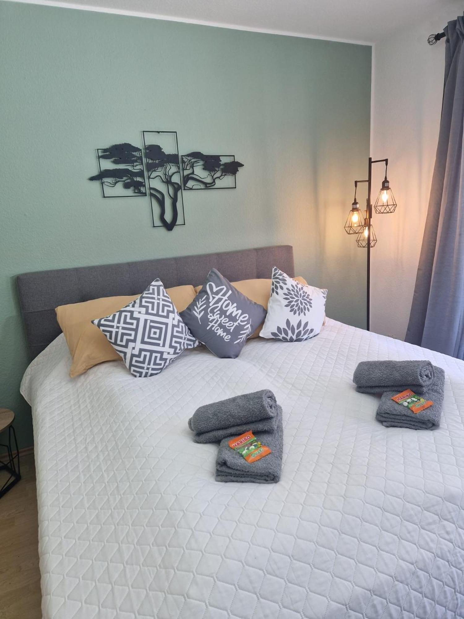 Apartment Dehome - Enjoy - By Station